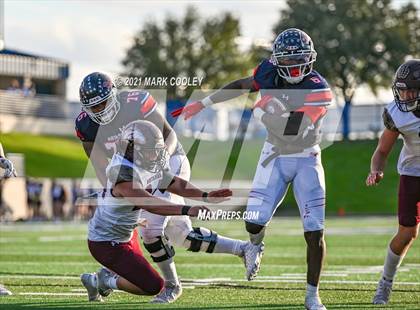 Thumbnail 3 in Ryan vs. Magnolia West (UIL 5A D1 Area Playoff) photogallery.