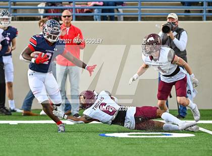 Thumbnail 3 in Ryan vs. Magnolia West (UIL 5A D1 Area Playoff) photogallery.
