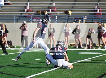 Thumbnail 3 in Ryan vs. Magnolia West (UIL 5A D1 Area Playoff) photogallery.