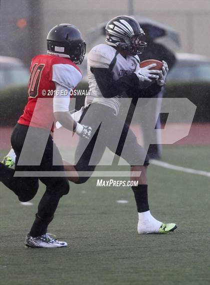 Thumbnail 3 in St. Bernard's @ Salesian College Preparatory (CIF NCS D4 Semifinal Playoff) photogallery.