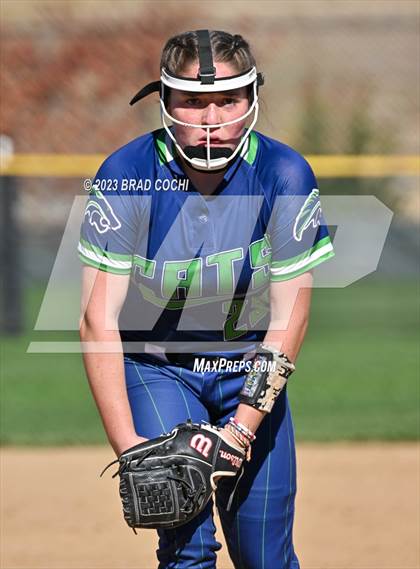 Thumbnail 3 in Eaton vs. The Academy photogallery.