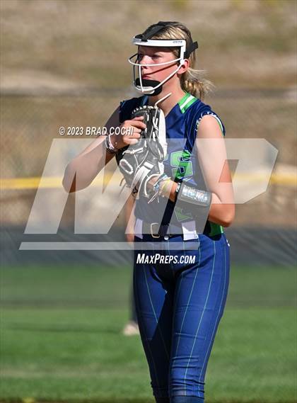 Thumbnail 3 in Eaton vs. The Academy photogallery.