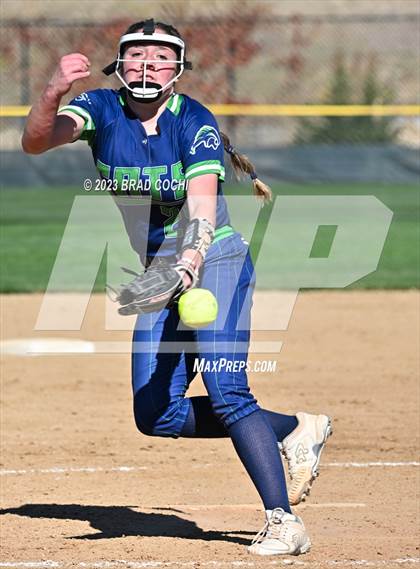 Thumbnail 3 in Eaton vs. The Academy photogallery.