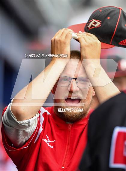 Thumbnail 2 in Peyton vs. Limon (CHSAA 2A State Final) photogallery.