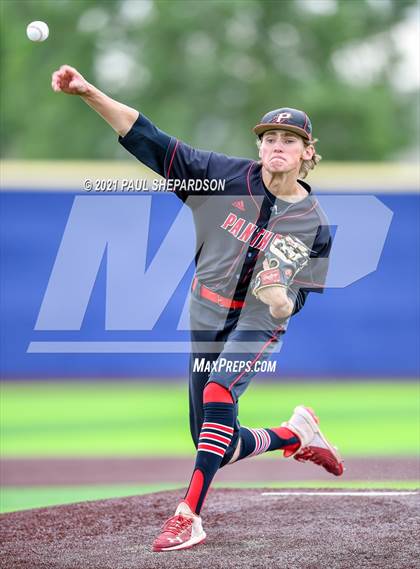 Thumbnail 1 in Peyton vs. Limon (CHSAA 2A State Final) photogallery.