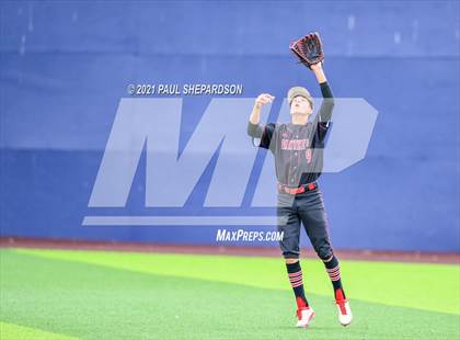 Thumbnail 1 in Peyton vs. Limon (CHSAA 2A State Final) photogallery.