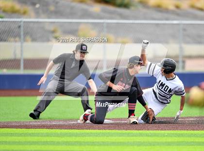 Thumbnail 1 in Peyton vs. Limon (CHSAA 2A State Final) photogallery.