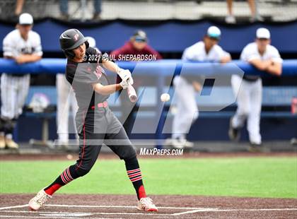 Thumbnail 3 in Peyton vs. Limon (CHSAA 2A State Final) photogallery.