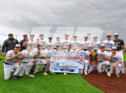 Thumbnail 2 in Peyton vs. Limon (CHSAA 2A State Final) photogallery.