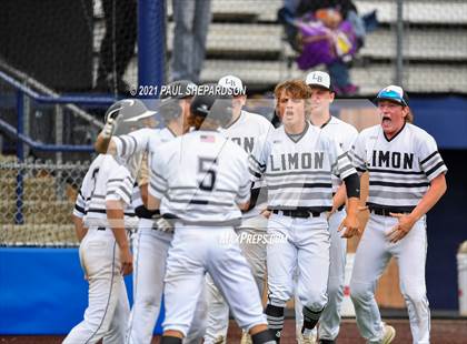 Thumbnail 2 in Peyton vs. Limon (CHSAA 2A State Final) photogallery.