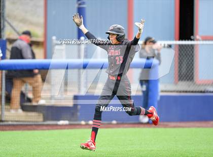 Thumbnail 1 in Peyton vs. Limon (CHSAA 2A State Final) photogallery.