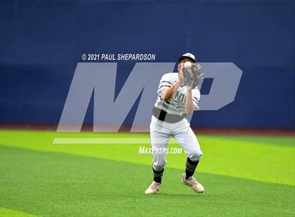 Thumbnail 3 in Peyton vs. Limon (CHSAA 2A State Final) photogallery.