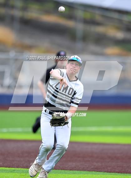Thumbnail 1 in Peyton vs. Limon (CHSAA 2A State Final) photogallery.