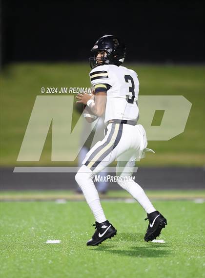 Thumbnail 2 in Palmer @ Winnsboro (UIL Football 3A Area Playoff) photogallery.
