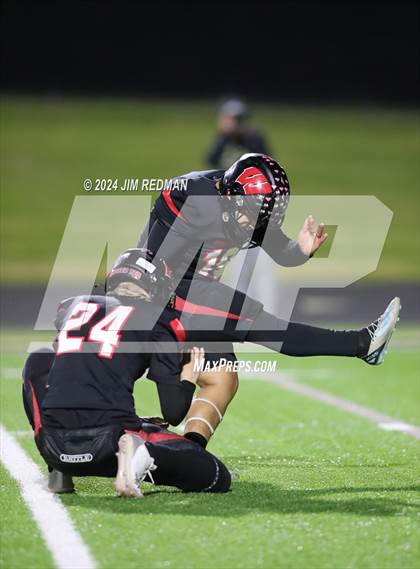 Thumbnail 3 in Palmer @ Winnsboro (UIL Football 3A Area Playoff) photogallery.