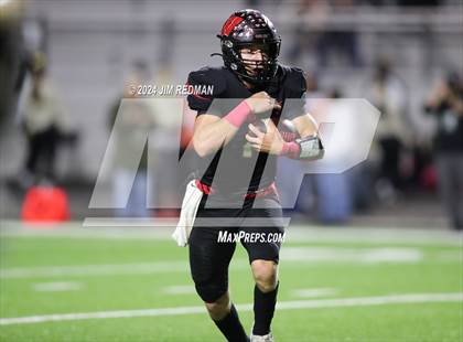 Thumbnail 2 in Palmer @ Winnsboro (UIL Football 3A Area Playoff) photogallery.