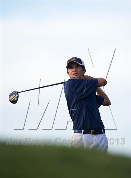 Thumbnail 3 in Garden City, Oceanside & South Side Meet photogallery.