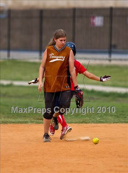 Thumbnail 2 in Cornerstone Christian vs Central Christian (Texas Christian Athletic League State Tournament) photogallery.