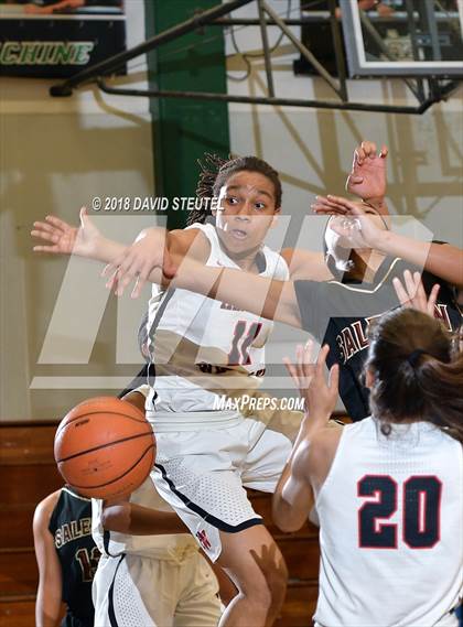 Thumbnail 2 in Salesian College Preparatory vs. Harvard-Westlake (St. Mary's Stockton MLK Showcase) photogallery.