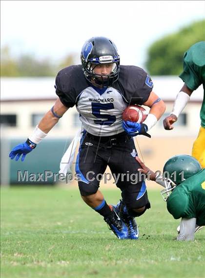 Thumbnail 1 in Hope Centre vs. Windward photogallery.