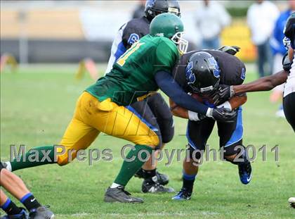 Thumbnail 1 in Hope Centre vs. Windward photogallery.