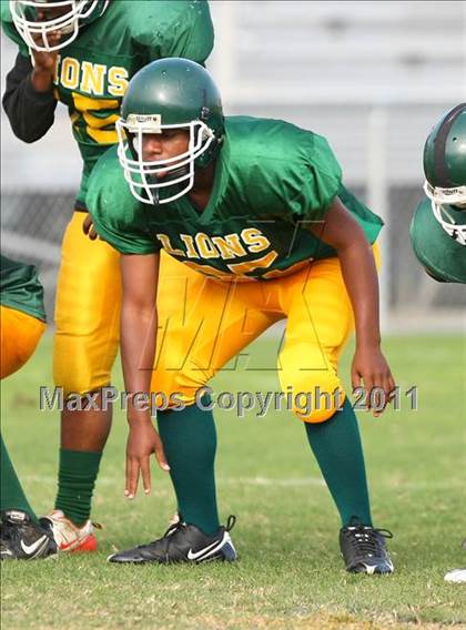 Thumbnail 1 in Hope Centre vs. Windward photogallery.