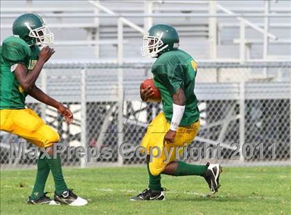 Thumbnail 1 in Hope Centre vs. Windward photogallery.