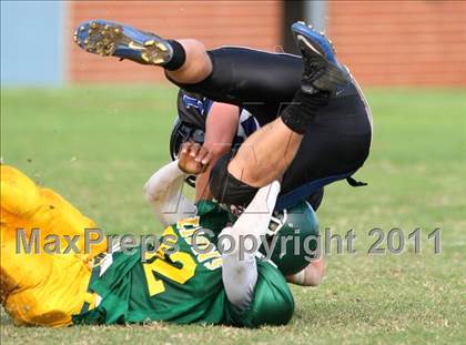 Thumbnail 1 in Hope Centre vs. Windward photogallery.