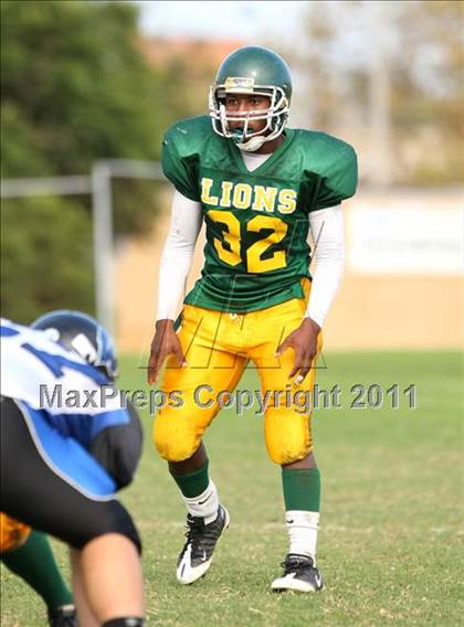 Thumbnail 1 in Hope Centre vs. Windward photogallery.