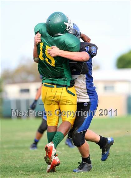 Thumbnail 2 in Hope Centre vs. Windward photogallery.