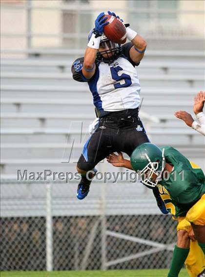 Thumbnail 1 in Hope Centre vs. Windward photogallery.