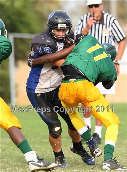 Thumbnail 2 in Hope Centre vs. Windward photogallery.