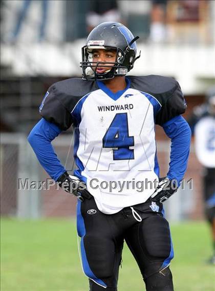 Thumbnail 1 in Hope Centre vs. Windward photogallery.