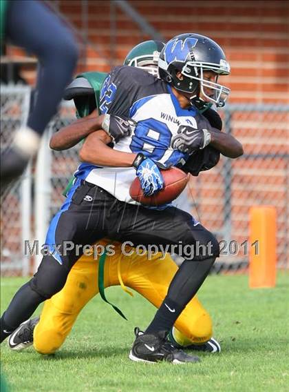 Thumbnail 1 in Hope Centre vs. Windward photogallery.