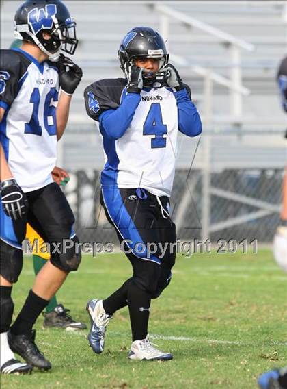 Thumbnail 1 in Hope Centre vs. Windward photogallery.