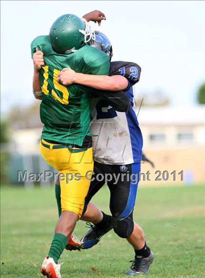 Thumbnail 3 in Hope Centre vs. Windward photogallery.