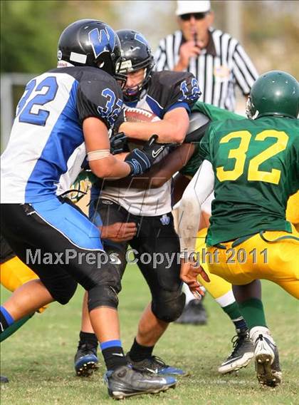 Thumbnail 2 in Hope Centre vs. Windward photogallery.