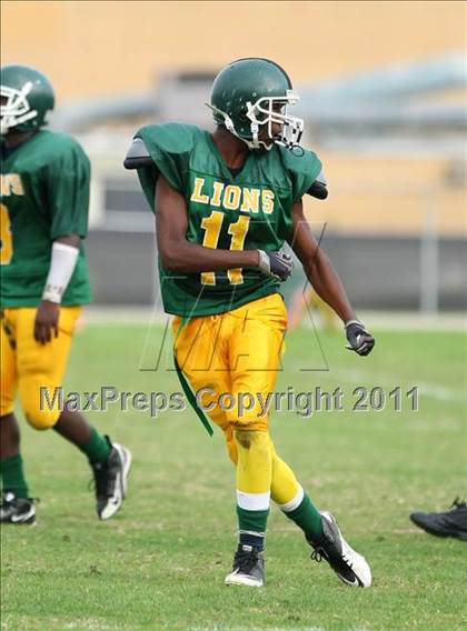 Thumbnail 1 in Hope Centre vs. Windward photogallery.