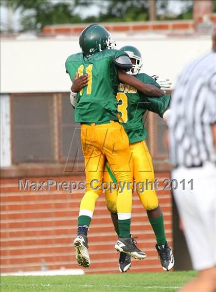 Thumbnail 2 in Hope Centre vs. Windward photogallery.