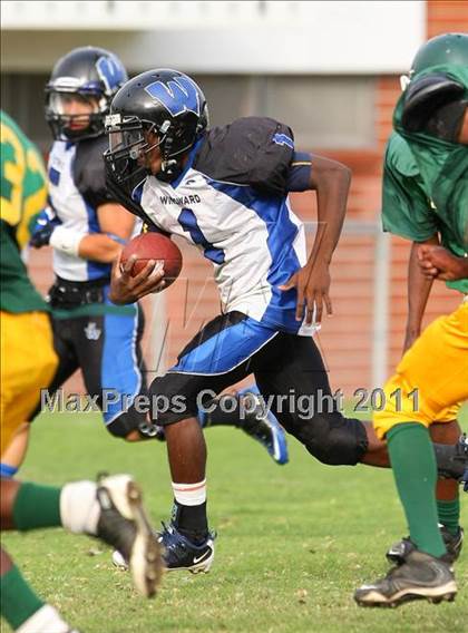 Thumbnail 1 in Hope Centre vs. Windward photogallery.