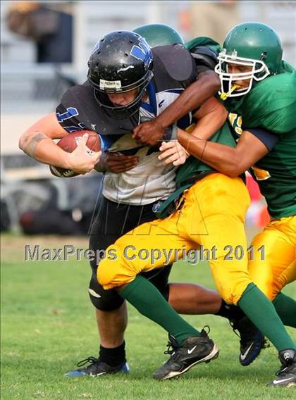 Thumbnail 3 in Hope Centre vs. Windward photogallery.