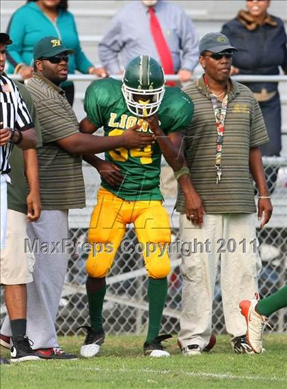 Thumbnail 3 in Hope Centre vs. Windward photogallery.