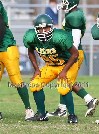 Thumbnail 1 in Hope Centre vs. Windward photogallery.