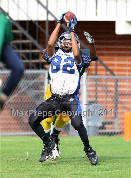 Thumbnail 1 in Hope Centre vs. Windward photogallery.