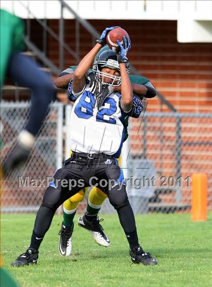 Thumbnail 2 in Hope Centre vs. Windward photogallery.