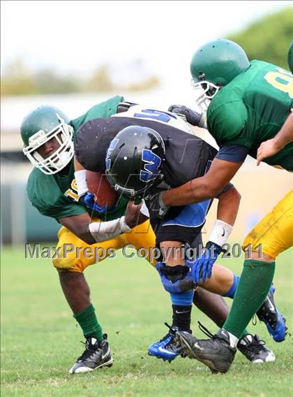 Thumbnail 2 in Hope Centre vs. Windward photogallery.