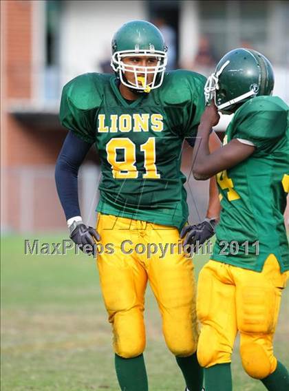 Thumbnail 1 in Hope Centre vs. Windward photogallery.