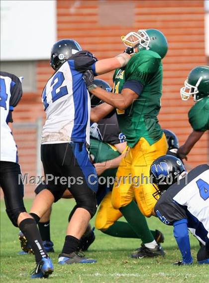 Thumbnail 2 in Hope Centre vs. Windward photogallery.