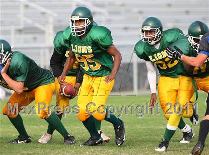 Thumbnail 1 in Hope Centre vs. Windward photogallery.