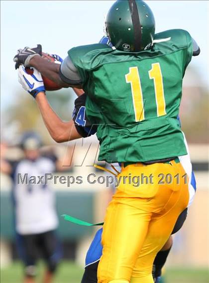 Thumbnail 2 in Hope Centre vs. Windward photogallery.